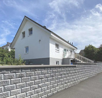 Traumhafte und moderne neuwertige Doppelhaushälfte mit Einliegerwohnung - Linden