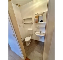 Möblierte 3-Zimmer-Wohnung mit Einbauküche – zentral in Büchlberg