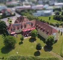 Ansprechendes riesiges Anwesen - geeignet als Mehrfamilienhaus, Ärztehaus, betreutes Wohnen oder Hotel - in 97723 Oberthulba (ID 10510)