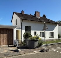 Hofheim: Schönes Baugrundstück in gesuchter Wohnlage am Rosenberg - sonnig und ruhig