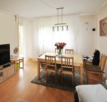 Frankfurt-Eschersheim: Charmante 3-Zimmer-Wohnung mit Balkon und Garage (optional!) - Frankfurt am Main