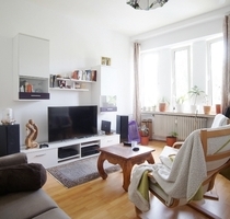 Charmante Altbauwohnung – vermietete 2-Zimmer-Wohnung in Frankfurt-Griesheim - Frankfurt am Main