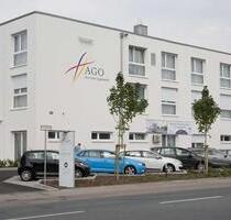 Bad Vilbel: Gepflegtes Seniorenzimmer! Langfristige und sichere Kapitalanlage!