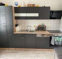 geräumige 3 Zi.-Wohnung inkl. Einbauküche in Pößnecker Stadtvilla