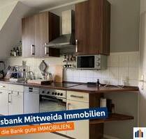 Gepflegte DG-Wohnung mit EINBAUKÜCHE, Balkon und Tageslicht-Bad ab 01.12. frei! - Chemnitz Gablenz