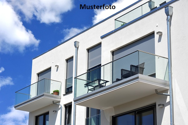 2-Zimmer-Maisonette-Wohnung - 154.000,00 EUR Verkehrswert, ca.  96,00 m² Wohnfläche in Ludwigshafen (PLZ: 67063)