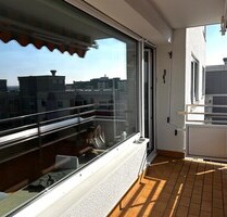 Gut geschnittene 2 Zi Wohnung mit Weitblick - Germering