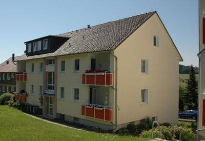 Sonnige Wohnung mit Loggia! - 435,00 EUR Kaltmiete, ca.  76,90 m² Wohnfläche in Alfeld (PLZ: 31061)