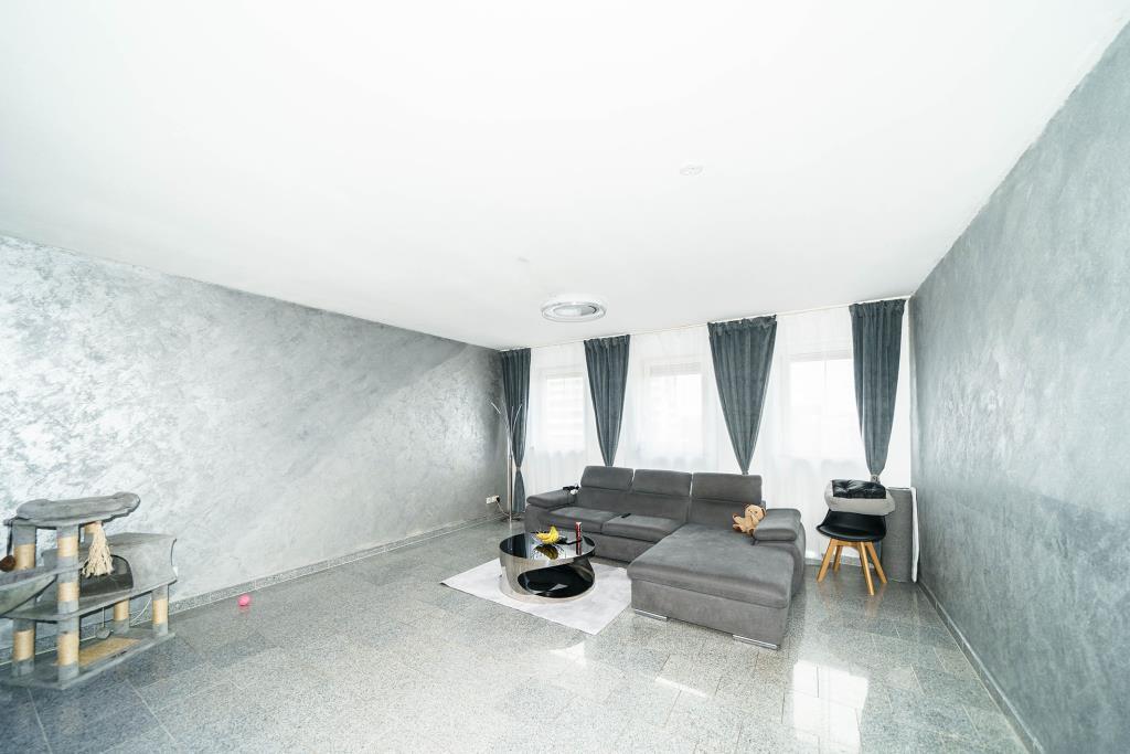Hochwertig ausgestattete Wohnung mit Balkon in zentraler Lage! - Fürth 10809563000