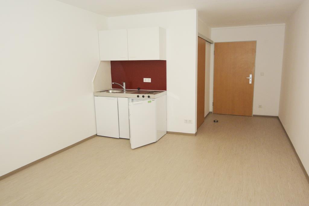 Ruhig gelegene Wohnung in sehr gepflegter Anlage - Altdorf 10809574112
