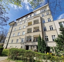 TOLLE KAPITALANLAGE FÜR IHRE ALTERSABSICHERUNG! ALTBAUWOHNUNG MIT BALKON UND AUFZUG! - Berlin Lichterfelde