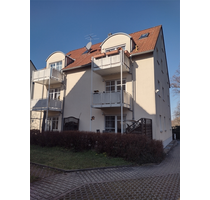 Helle 2,5-Zimmer-Galeriewohnung in Mockritz mit Balkon - Dresden Kleinpestitz/Mockritz