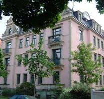 2-Zimmer-Wohnung in Striesen mit EBK, Balkon und Stellplatz - Dresden Striesen-Ost