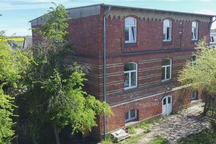 MFH mit Potenzial für 6 Wohneinheiten in Greifswalds Vorstadt - Erbbaurecht - Hinrichshagen Hinrichshagen Hof II