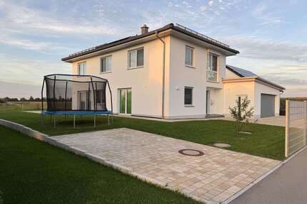 Haus zum Kaufen in Laupheim 959.000,00 € 227 m²
