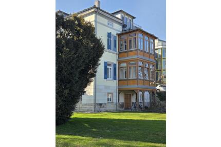 Charmante großzügige 3,5-Zimmer-Wohnung in historischer Villa - Scheer