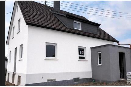 Zimmern ob Rottweil kernsaniertes Haus mit Einliegerwohnung