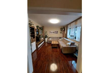 Wohnung zu vermieten 90m2 - 1.050,00&nbsp;EUR Kaltmiete, ca.&nbsp; 90,00&nbsp;m&sup2; in Rahden (PLZ: 32369)