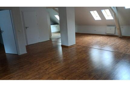 Dachgeschoss Wohnung SOFORT FREI - Altenglan