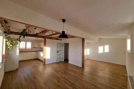 4 Zimmer Wohnung in Tiefenbach - 1.450,00&nbsp;EUR Kaltmiete, ca.&nbsp; 120,00&nbsp;m&sup2; in Illertissen (PLZ: 89257)