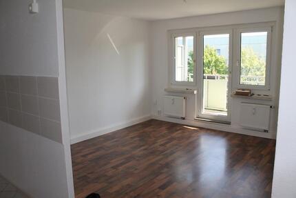 Schöne Wohnung in zentraler Lage - Chemnitz Helbersdorf