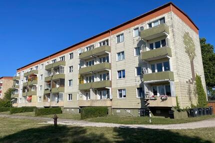 Wohnen mit Aussicht – großzügige 4-Zimmer-Wohnung mit Einbauküche und Balkon - Perleberg