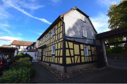Haus zum Mieten in Liederbach am Taunus 1.600,00 € 140 m²