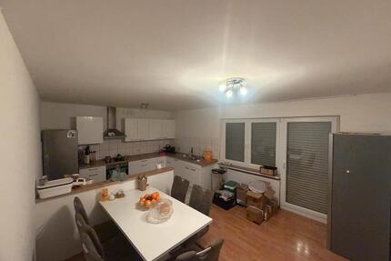 4 Zimmer-Wohnung mit neuer Terrasse zu vermieten in Elz - Limburg an der Lahn