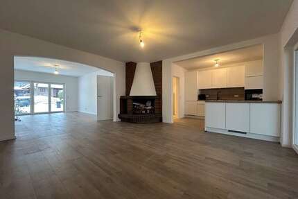 Haus zum Mieten in Rosengarten - Vahrendorf 1.900,00 € 120 m²