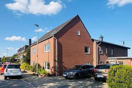 Haus zum Kaufen in Kaarst 697.000,00 € 281 m²
