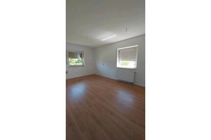 4 Zimmerwohnung, Küche, Bad - 900,00&nbsp;EUR Kaltmiete, ca.&nbsp; 120,00&nbsp;m&sup2; in Stadtallendorf (PLZ: 35260)