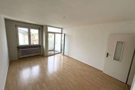 Wohnung zum Mieten in Frankfurt am Main 1.050,00 € 60.48 m²