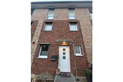 Neuwertiges Reihenhaus im Erlenhof - Ahrensburg