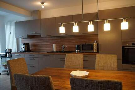 3-Zimmer Wohnung mit Balkon, Terrasse und Loggia in Bad Camberg