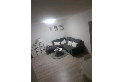 E.W c.a 95 m² zu Vermieten - 1.300,00&nbsp;EUR Kaltmiete, ca.&nbsp; 95,00&nbsp;m&sup2; in Heiligenhaus (PLZ: 42579)