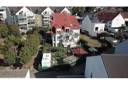 Freie Erdgeschosswohnung mit grosser Souterrain und Garten im Her - Langen (Hessen)