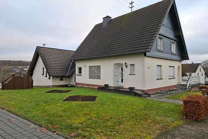 Haus in Ottfingen zu verkaufen - 380.000,00&nbsp;EUR Kaufpreis, ca.&nbsp; 154,00&nbsp;m&sup2; in Wenden (PLZ: 57482)