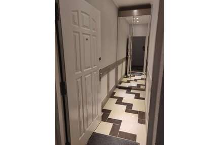 Wohnung zum Kaufen in Stuttgart 250.000,00 € 40 m²