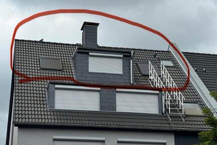 Dachgeschosswohnung komplett neu saniert - Duisburg Huckingen