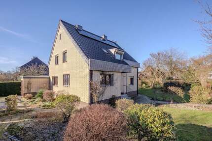 Haus zum Kaufen in Krefeld 399.000,00 € 136.97 m²