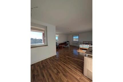 70 m²- 2 zimmer Wohnung verfügbar Für 3 monate!!! - Neumünster Brachenfeld/Ruthenberg
