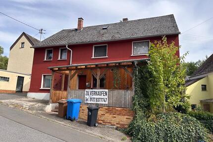 Haus mit viel Potentialca. 180 qm10 ZimmerGarageDornburg