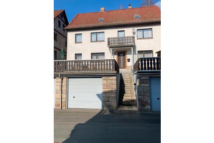 Alleinst. Reihenhaus, 3 Garagen, Grundstück 3100 qm - Wallenfels
