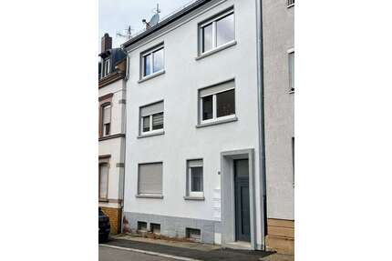 Haus zum Kaufen in Pirmasens 275.000,00 € 226 m²