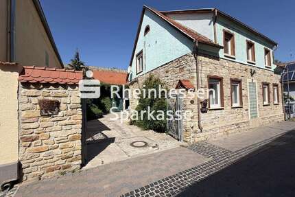 Haus zum Kaufen in Bechtolsheim 250.000,00 € 135 m²