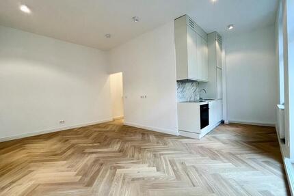 Tolles Cityapartment mit Balkon | EBK inkl. | sanierter Altbau | top Anbindung - Berlin Steglitz-Zehlendorf