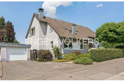 Haus zum Kaufen in Odenthal - Voiswinkel 765.000,00 € 151 m²