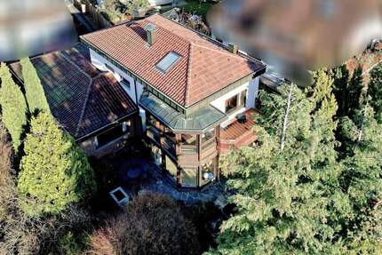 Haus zum Kaufen in Stuttgart 1.095.000,00 € 172.09 m²