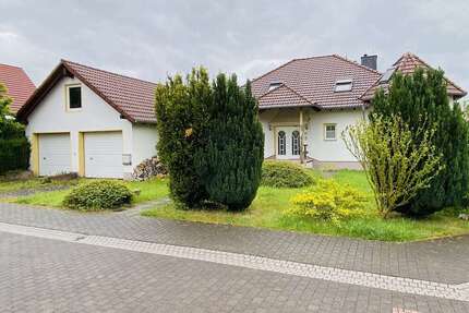 Haus zum Kaufen in Staufenberg 697.000,00 € 218 m²