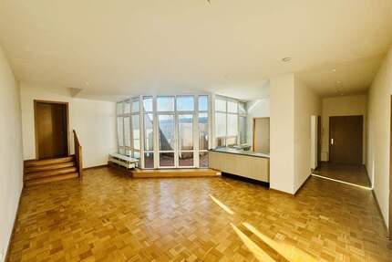 Helle Dachgeschosswohnung nahe Los-Angeles-Platz! *Anfragen ausschließlich SCHRIFTLICH* - Berlin Charlottenburg